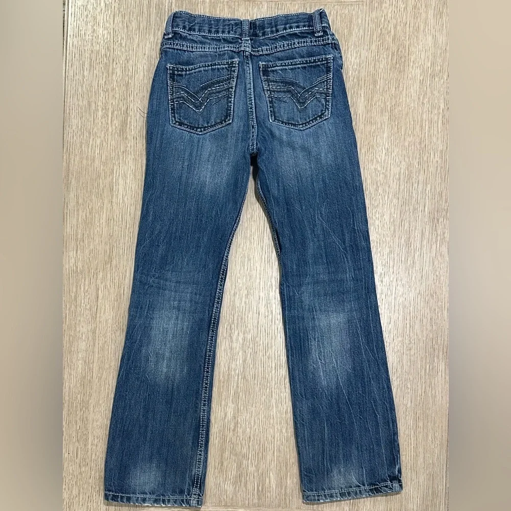 Wrangler topstitching closure contrast